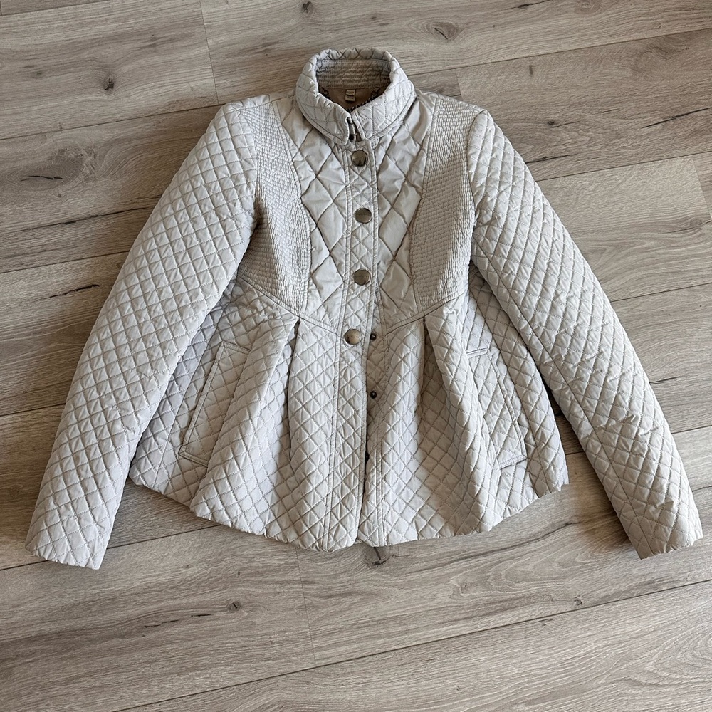 Burberry Elegant Quilted Women's Jacket